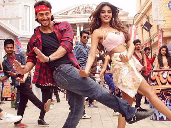 tiger shroff and nidhhi agerwal in munna michael