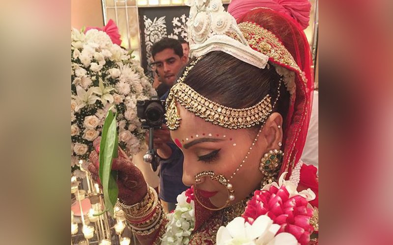Check out the first pics of Bipasha as a bride