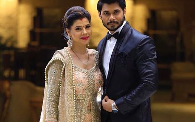 PIC ALERT: Take a look at Sambhavna Seth-Avinash Dwivedi’s reception