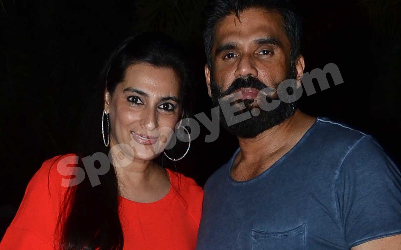 SPOTTED: Sunil Shetty Enjoys Dinner Date With Wife Mana