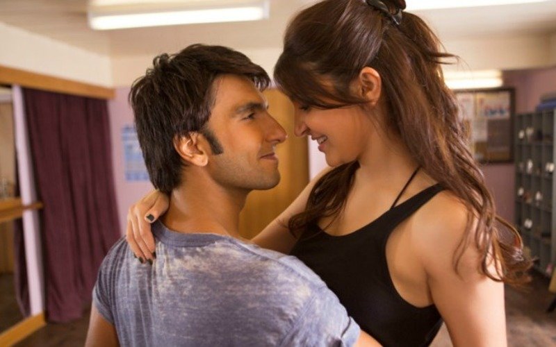 MEME: Relationship goals be like...