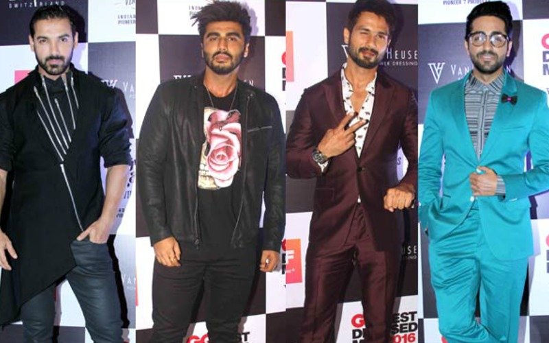 John, Ayushmann, Arjun Kapoor, & Shahid Kapoor Rock at an Awards Night