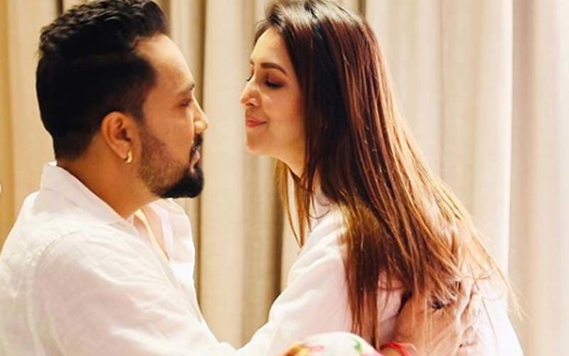 Are Chahatt Khanna And Mika Singh In A Live-In Relationship? TV Actress Clarifies