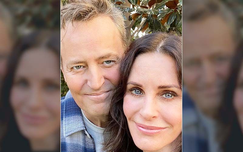 Self-Quarantined Courtney Cox Tries Hands On TikTok For Entertainment; Mathew Perry MOCKS It With A FRIENDS Joke