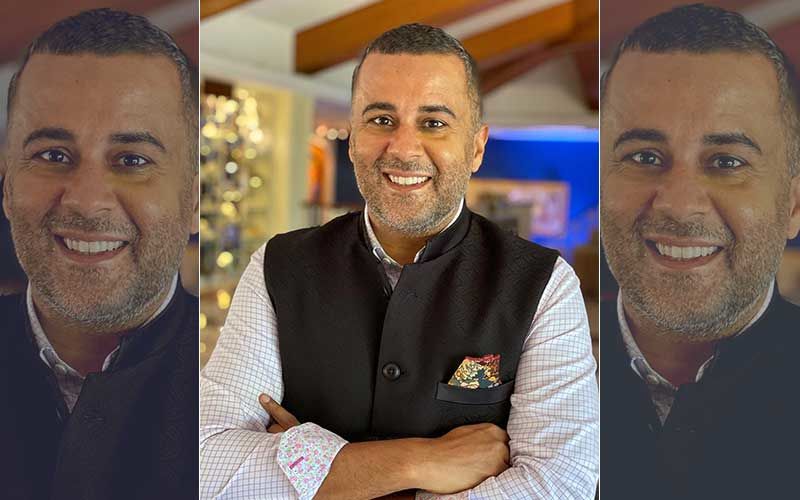 Chetan Bhagat To Don Director's Hat For Film Adaptation Of Revolution 2020 – Watch Video
