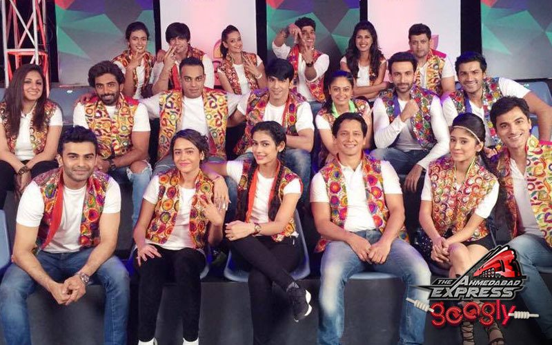 Ahmedabad Express ‘passengers’ team up for some fun
