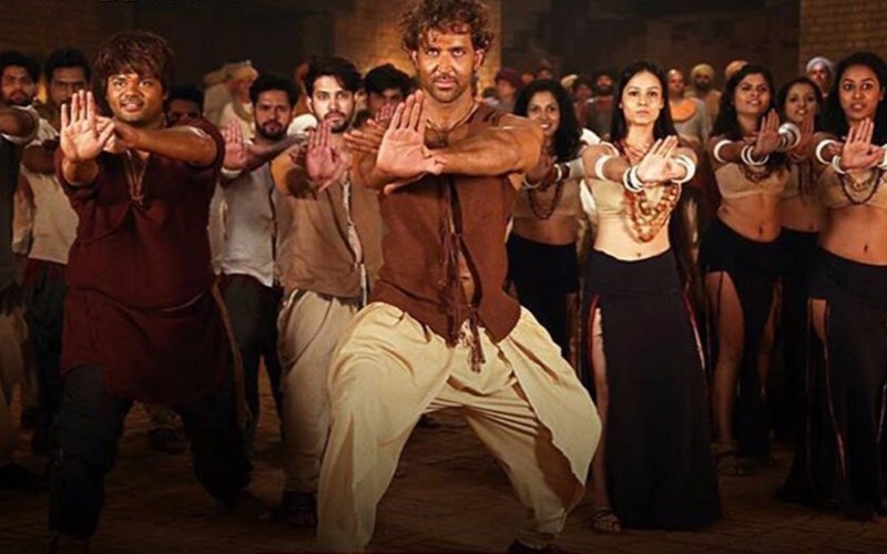 Hrithik unveils the title track of Mohenjo Daro