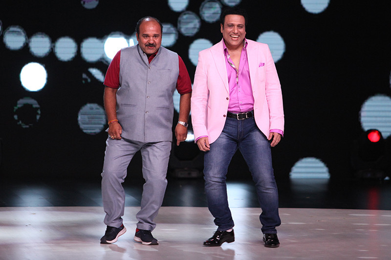 dancing uncle with govinda on dance deewane