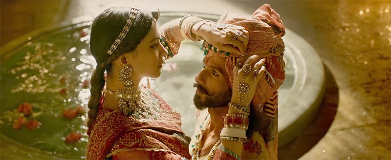 deepika padukone and shahid kapoor in padmaavat