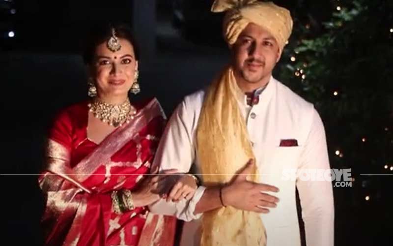 Dia Mirza-Vaibhav Rekhi Wedding: Actress' Bridal Look Out; Dia Looks Resplendent In A Red Saree And Minimal Make-up – PICS Inside
