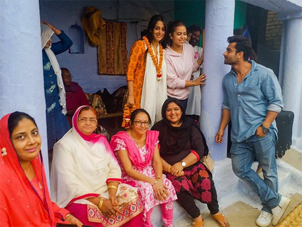 dipika and shoaib with family