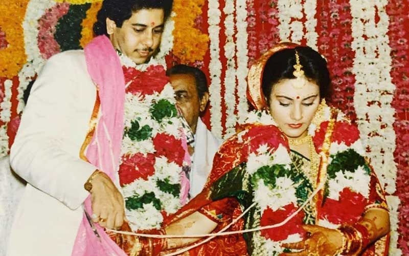 Ramayan’s Dipika Chikhlia AKA Sita Shares Her Wedding Pictures; Narrates Her Interesting Love Story, One Pic At A Time