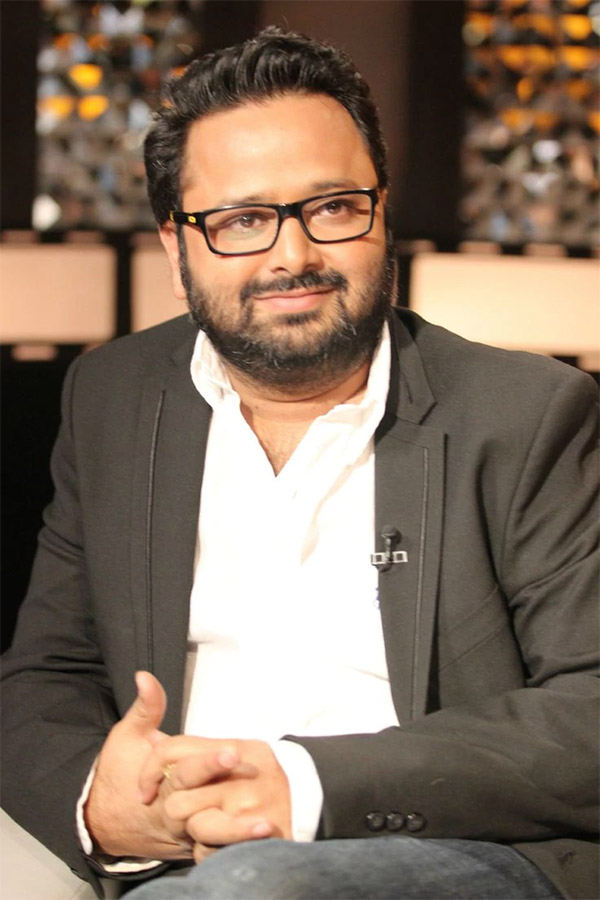 director nikhil advani