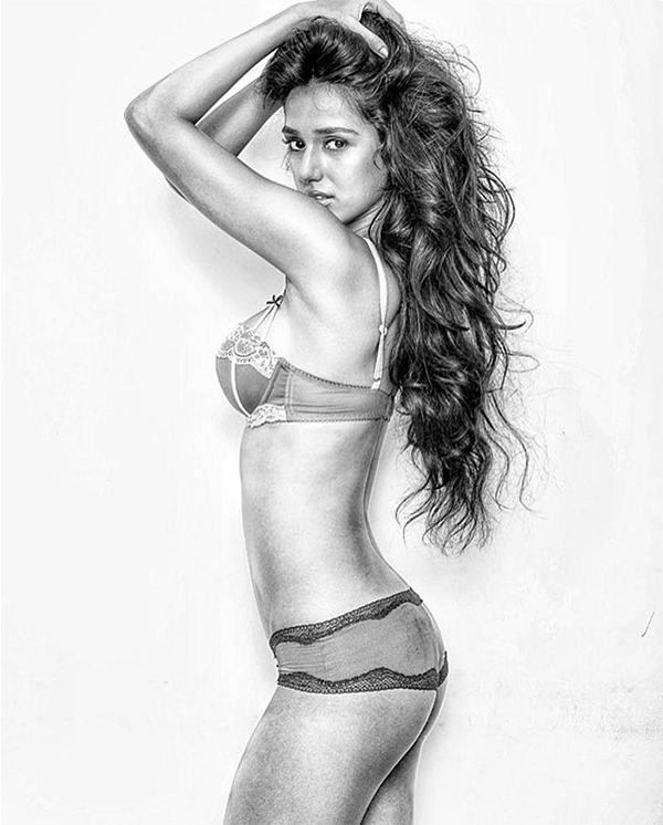 disha patani bikini pic