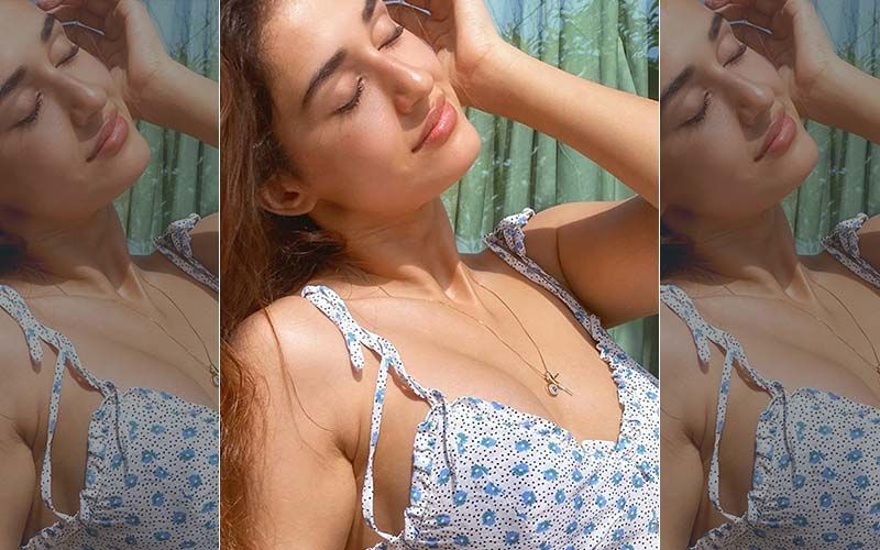 Disha Patani Looks Smoking Hot As She Soaks Up The Sun On Her Balcony; The Picture Has Left Netizens Mesmerized