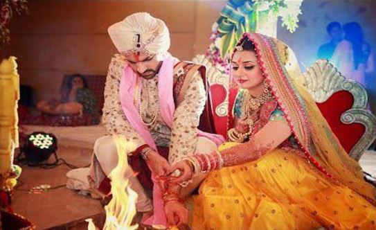 divyanka tripathi vivek dahiya on their wedding day