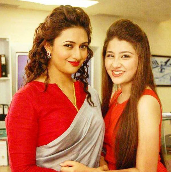 divyanka tripathi with aditi bhatia in yeh hai mohabbatien