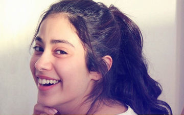 Janhvi Kapoor Turns A Receptionist At Katrina Kaif’s Gym, View Pic