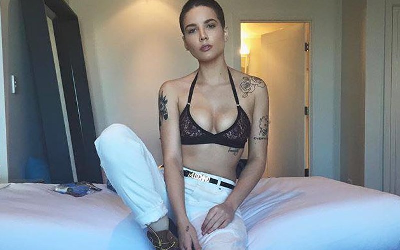 OMG! Halsey posts shocking pics of her kissing a woman!