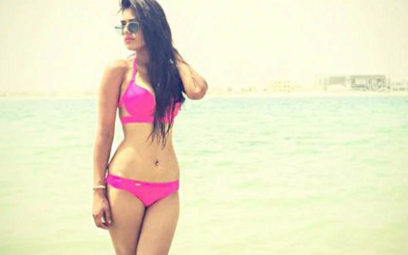 Wild in Dubai: TV actress Nia Sharma bathes in waters in a Bikini