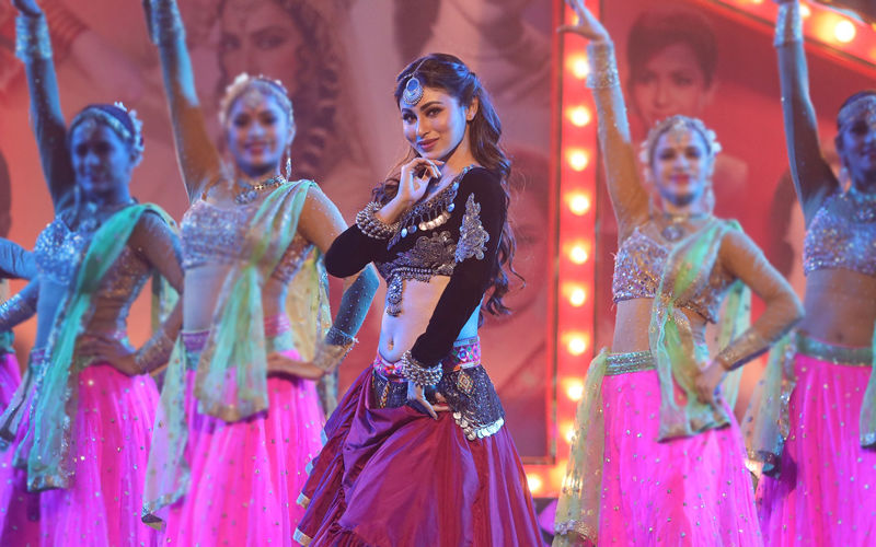 Mouni Roy To Move On Sridevi, Vyjayanthimala And Helen's Chartbusters ...