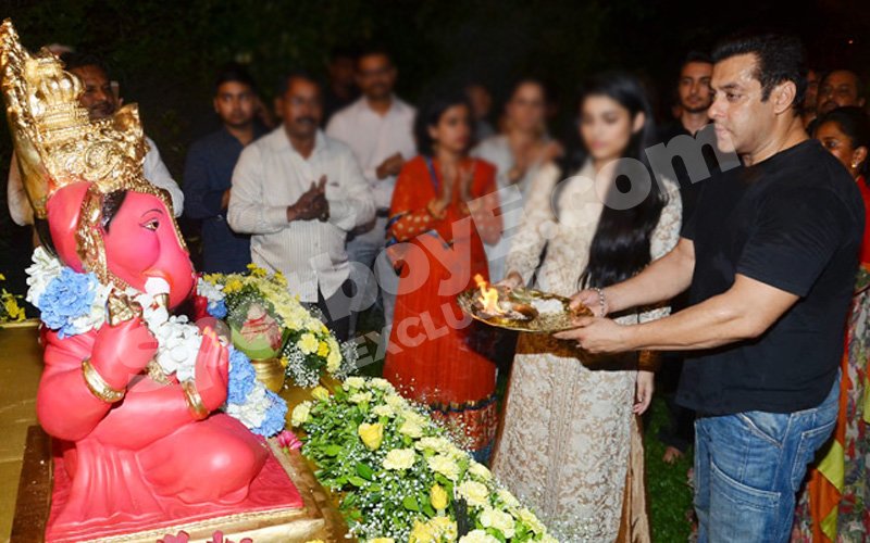 Salman Khan Celebrates Ganesh Chaturthi In Manali