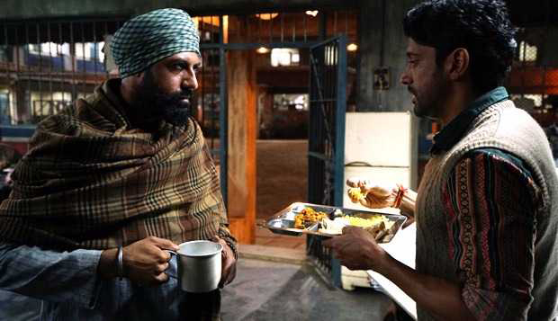 farhan akhtar in lucknow central