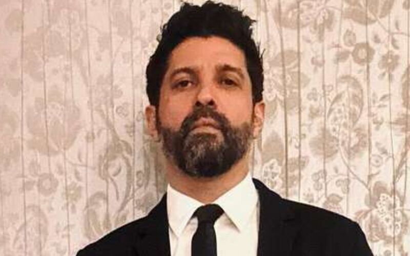 "Ek Message Dil Se,” Farhan Akhtar Announced Paid Previews Of 120 Bahadur On November 18 Marking Rezang La Day!