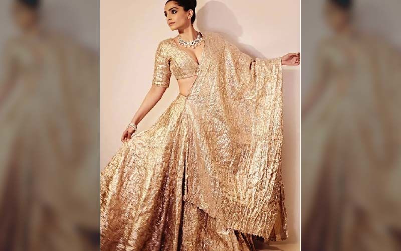 Sonam K Ahuja’s Molten Gold Lehenga Gives Her A Perfect Look With Minimal Makeup