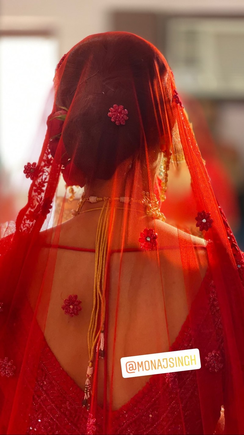 Mona Singhs Wedding Look