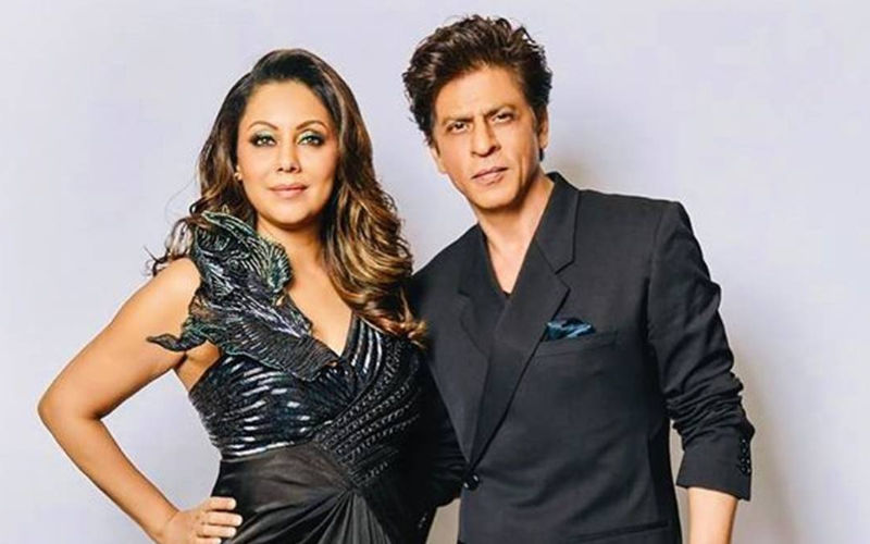 WHAT! Gauri Khan NEVER Gave A Gift To Shah Rukh Khan; Actor Recalled How She Once Got His T-Shirts Exchanged For Her Handbag