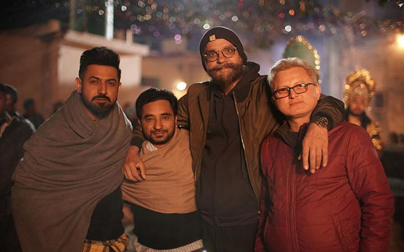 Daaka’: Gippy Grewal Shares An Amazing Pic With Team