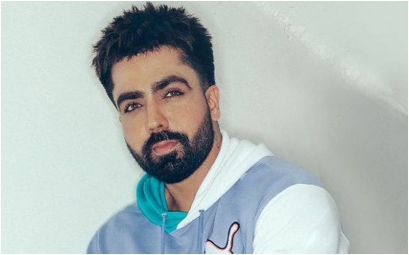 OMG! Harrdy Sandhu Molested By A Middle-Aged Women During A Wedding Show; Singer Recalls, ‘She Hugged Me And Licked My Ear’- WATCH