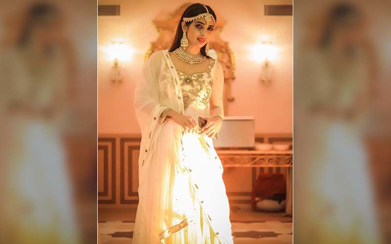 Heena Panchal's Bridal Look On Instagram, Is It A Hint Of Wedding Bells?