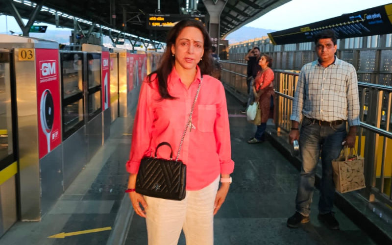 Hema Malini Takes Metro And Auto To Reach Home In Mumbai: Shocked Netizens Say, ‘Basanti Ki Nayi Dhanno-See PICS