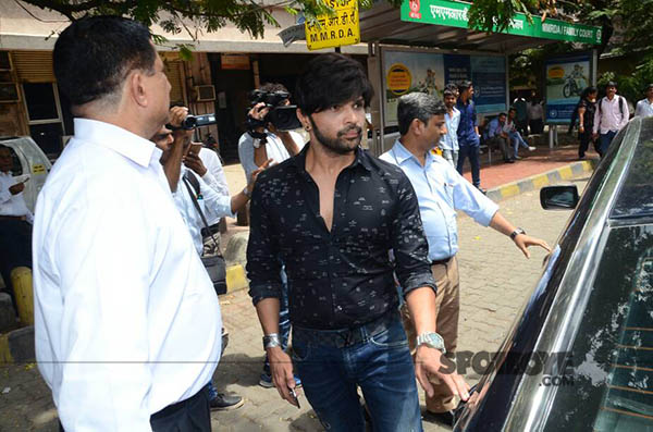 komal reshammiya gets divorce