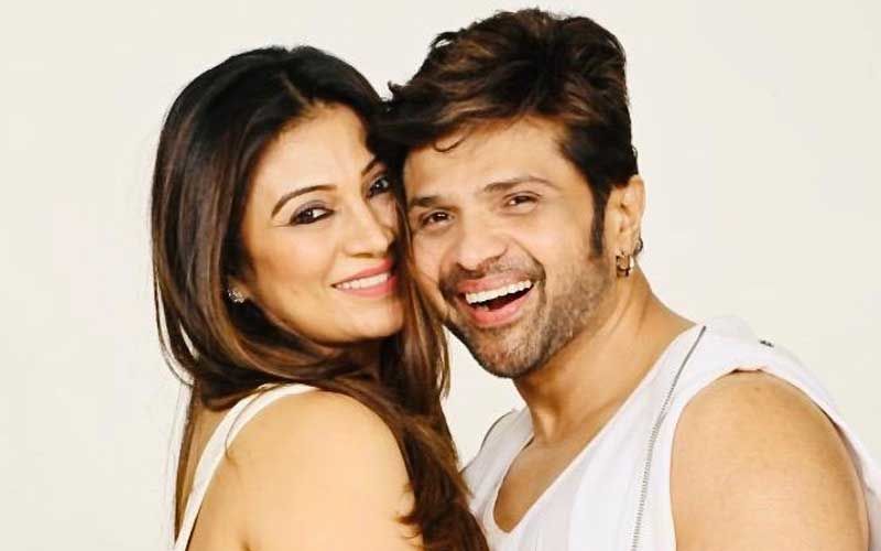 Himesh Reshammiya-Sonia Kapoor Celebrate 2nd Wedding Anniversary; Singer Composes New Romantic Song Aashna For His Wife