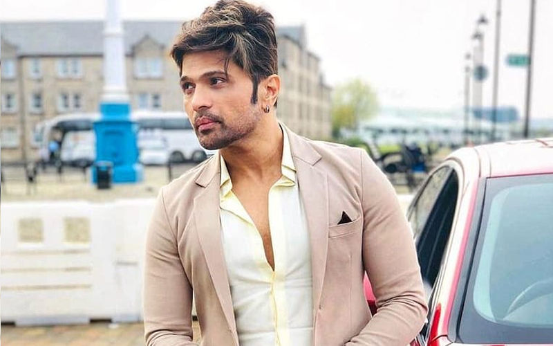 Himesh Reshammiya Releases Statement Post News Of His Car Accident; Read On
