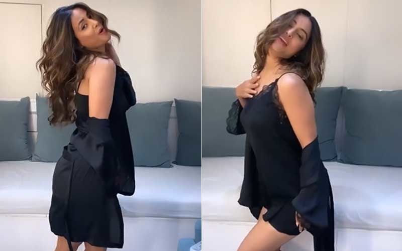 Hina Khan Shows Of Her Sexy Moves In A Satin Nighty; Looks Jaw-Droopingly Stunning - VIDEO