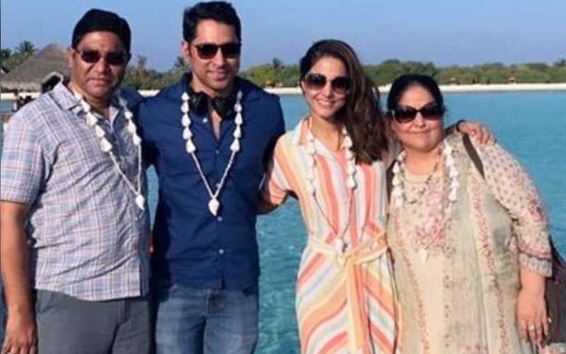 Bigg Boss 14: Hina Khan Reveals A Sweet Moment About How Her Parents First Met Back In The Days Before They Tied The Knot