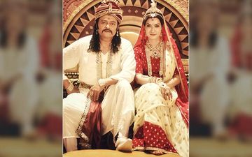Hobu Chandra Raja Gobu Chandra Mantri: Dev Adhikari Shares Picture Starring Saswata Chatterjee, Arpita Chatterjee