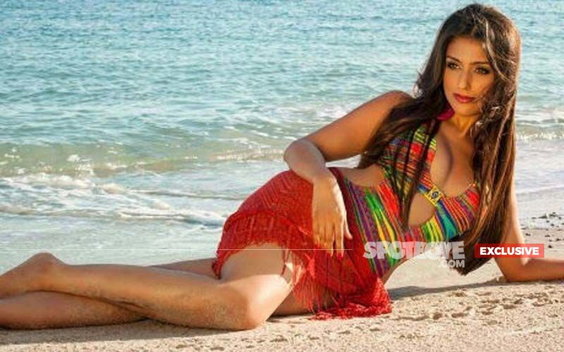 Honeymoon Pictures Of Aarti Chabria From The Hotel She’s Staying In Maldives!