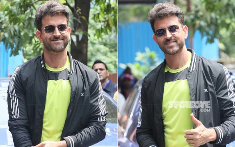 Hrithik Roshan Looks 'Super' Cool As He Poses For Paparazzi