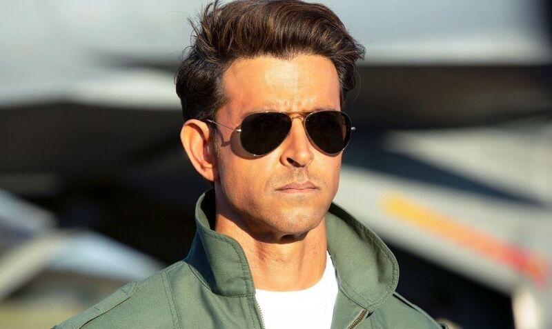 OMG! Hrithik Roshan Reveals He Smoked Cigarettes On Fighter’s Set; Actor’s Old TWEET Claiming To Be A ‘Non-Smoker’ Resurfaces
