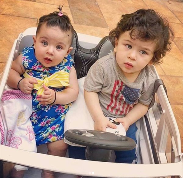 inaaya and taimur ali khan