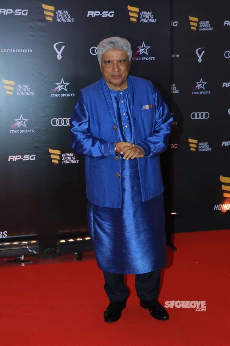 Javed Akhtar also made his presence felt at the event [Image Source: Viral Bhayani]