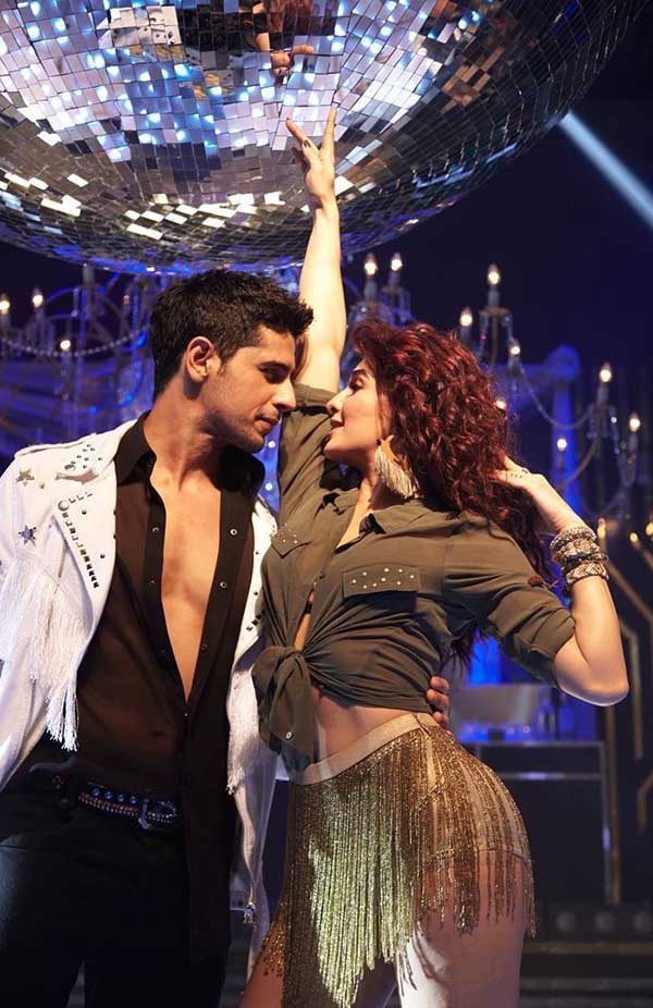 jacqueline fernandez and sidharth malhotra in a gentleman song disco disco