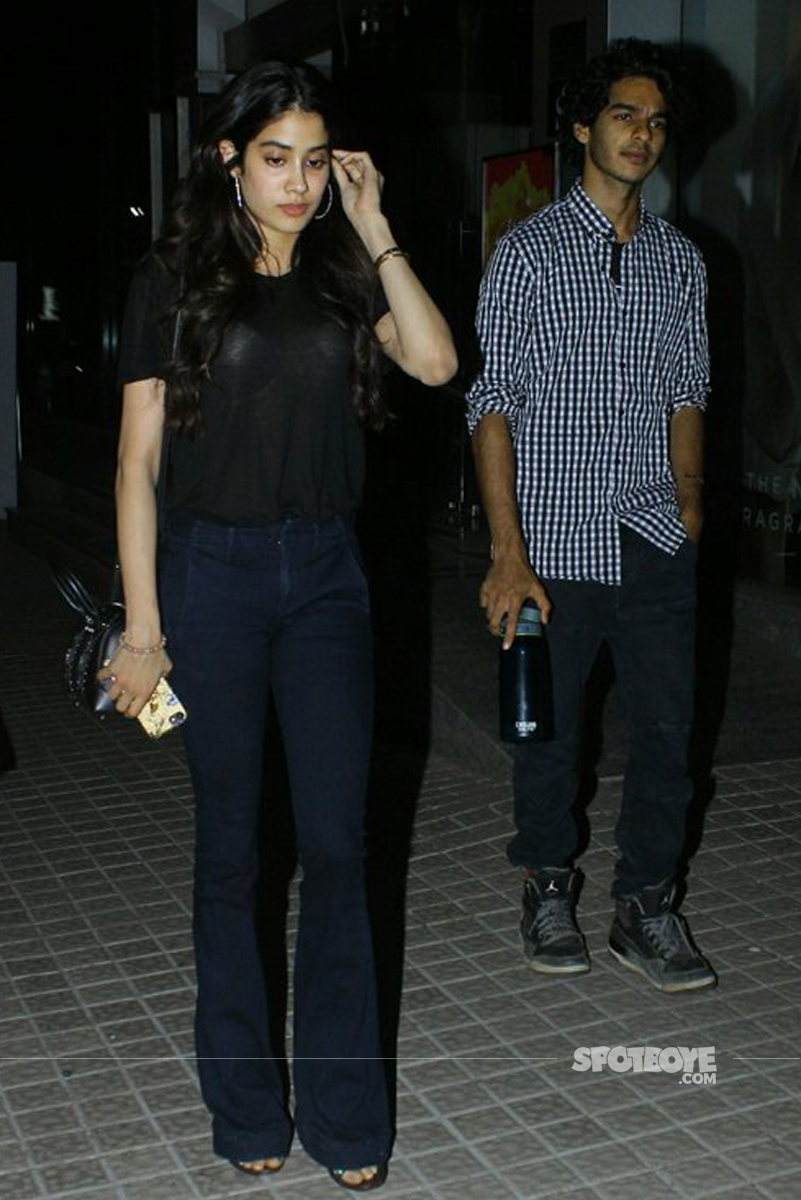 jahanvi kapoor spotted with ishaan khattar