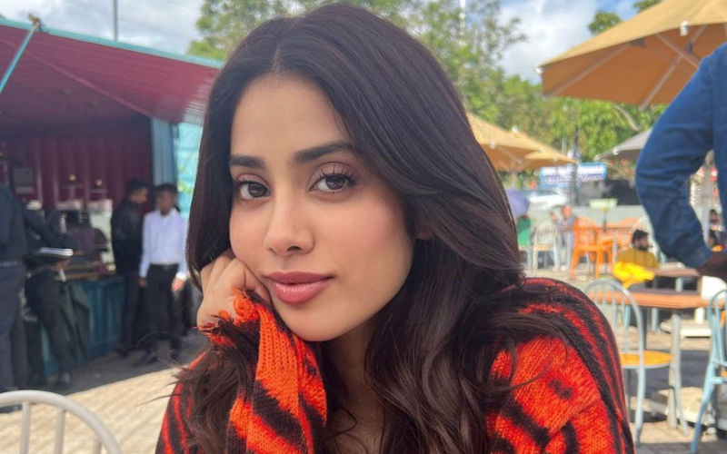 Janhvi Kapoor ‘Surgery Karwa Ke Bahot Confident Lag Rahi Hai’ Allege Netizens As They Troll Her Rumoured Face Job-WATCH