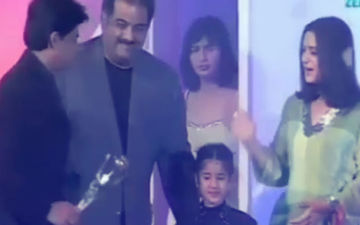 Throwback Video: जब 16 साल पहले जान्हवी कपूर ने शाहरुख़ खान को पेश किया 'बेस्ट एक्टर' का अवार्ड